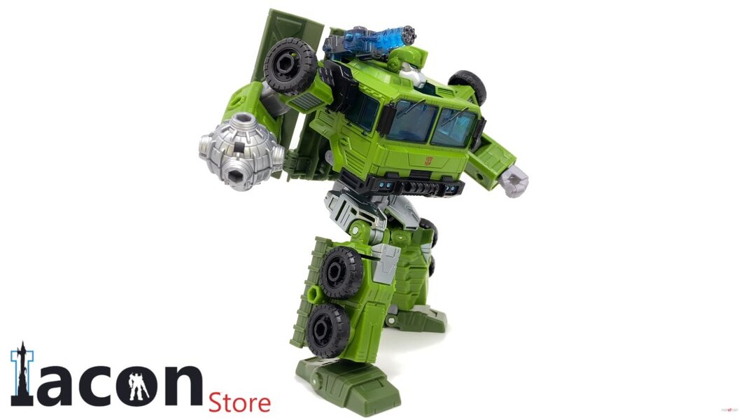 Transformers Legacy Bulkhead In Hand Image  (9 of 56)